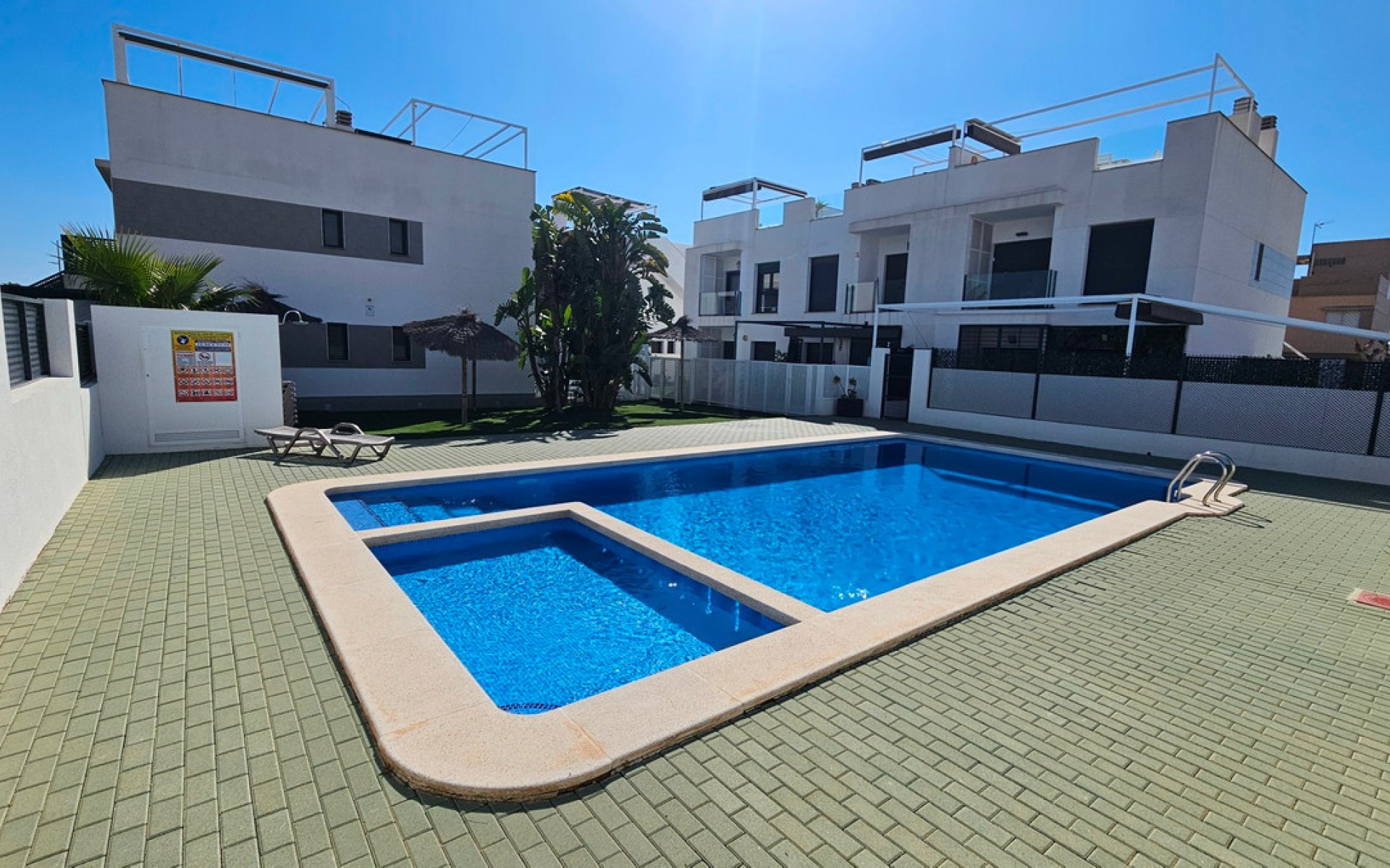 Resale - Apartment - Pilar de la Horadada - Pilar de la Horadada Centro