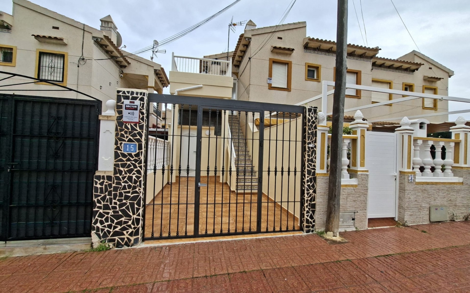 Resale - Apartment - Playa Flamenca - Res. San Antonio