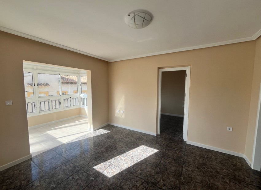 Resale - Apartment - Playa Flamenca - Res. San Antonio
