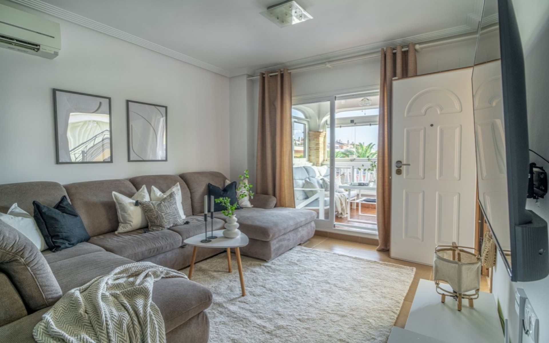 Resale - Apartment - Playa Flamenca - Zeniamar