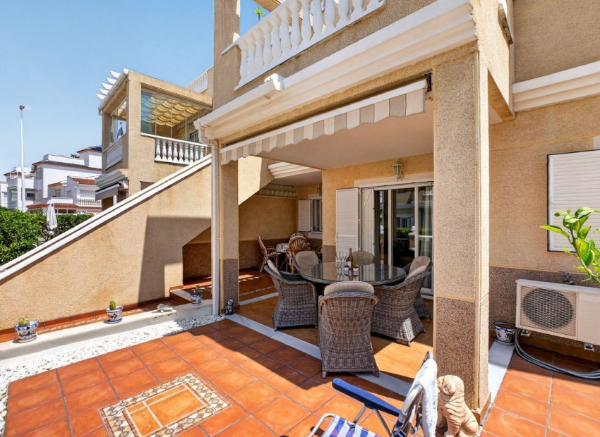 Resale - Apartment - Playa Flamenca - Zeniamar