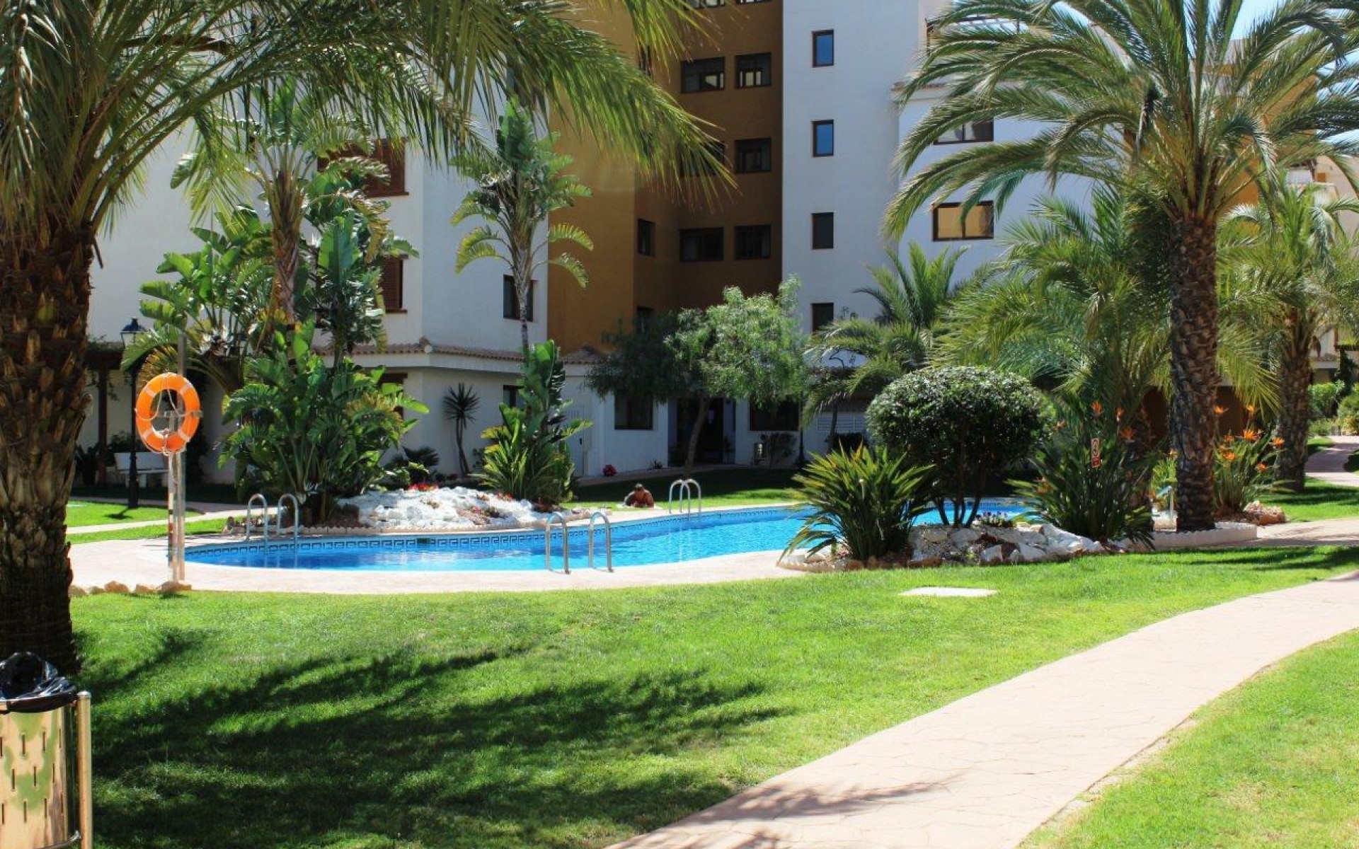 Resale - Apartment - Punta Prima - La Entrada