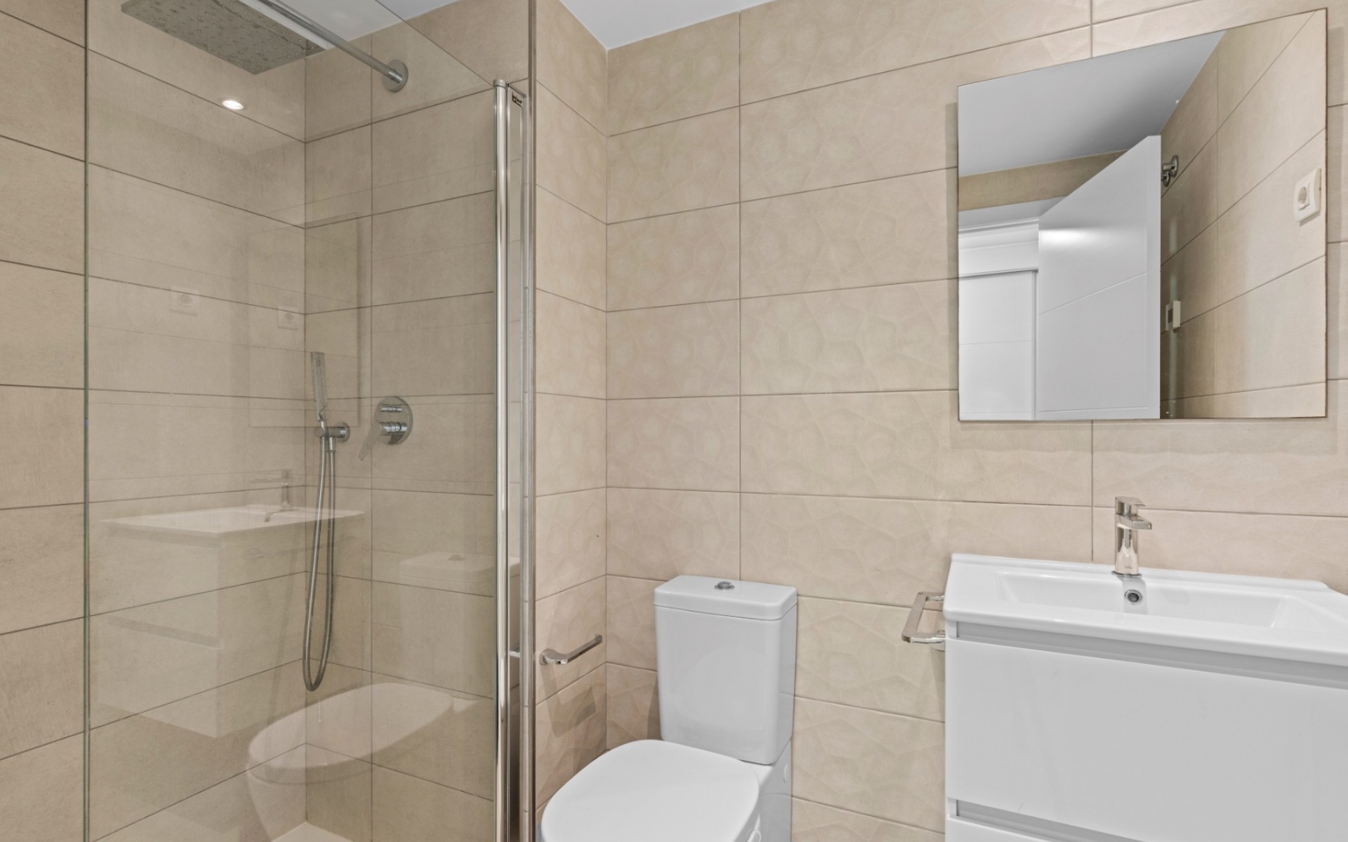 Resale - Apartment - Punta Prima