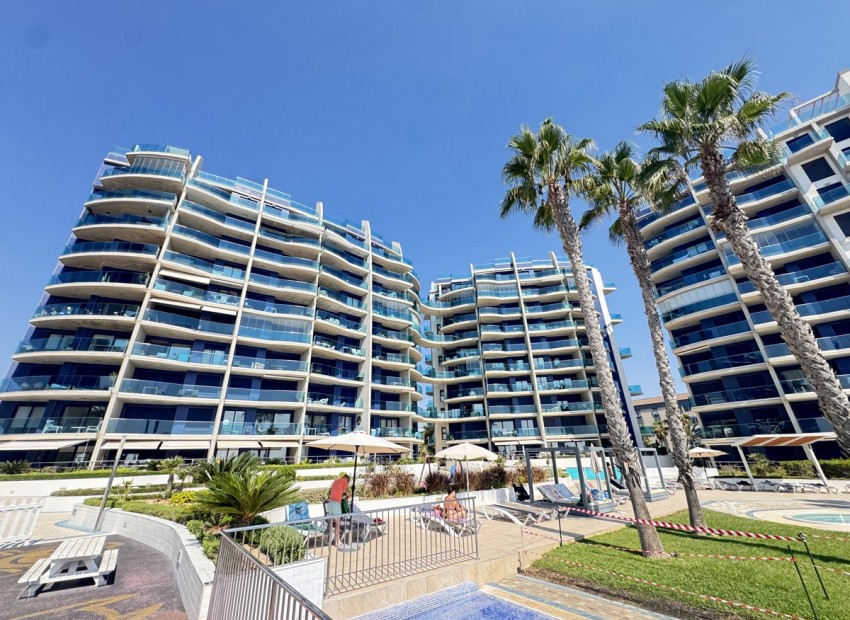 Resale - Apartment - Punta Prima