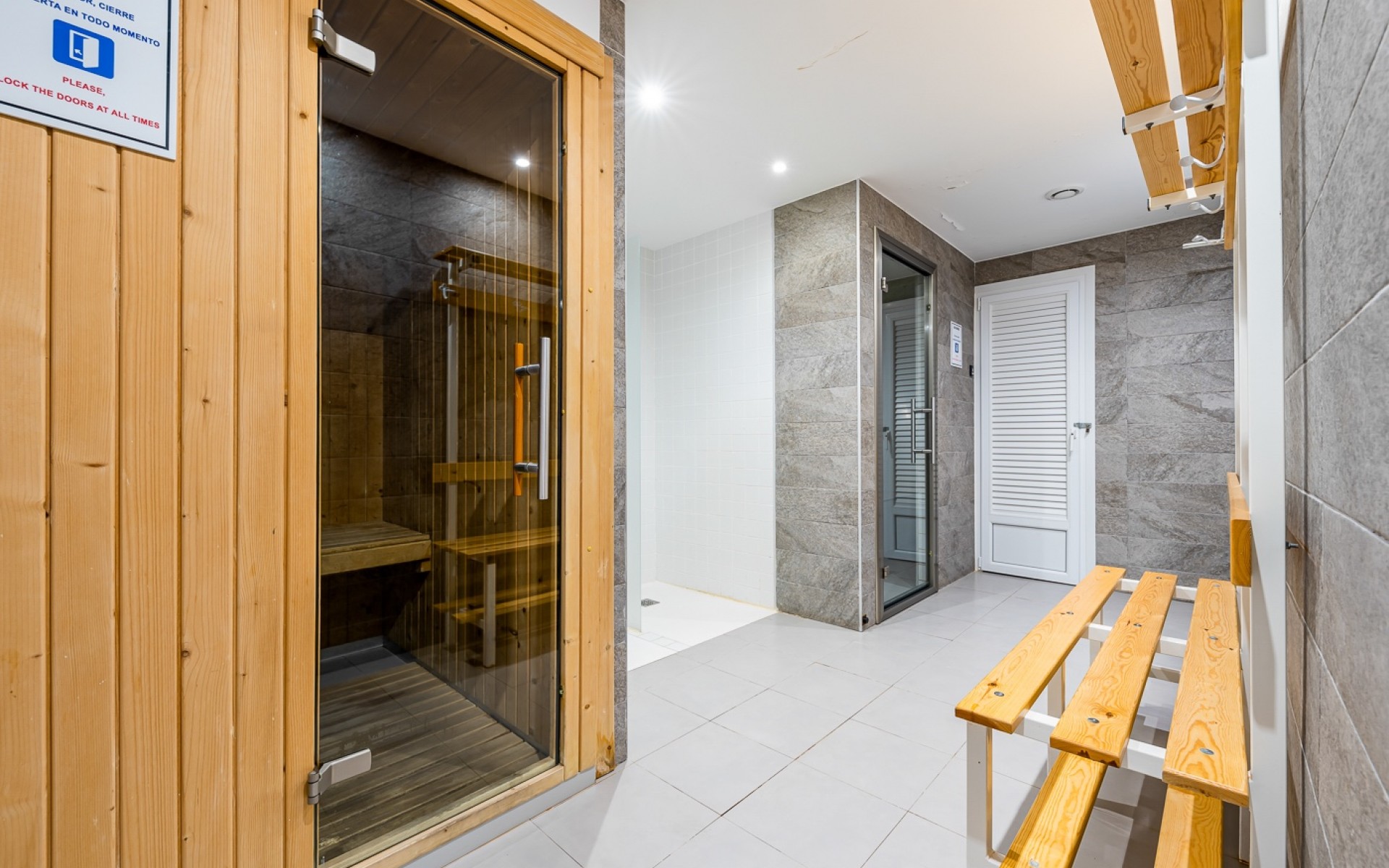 Resale - Apartment - Punta Prima