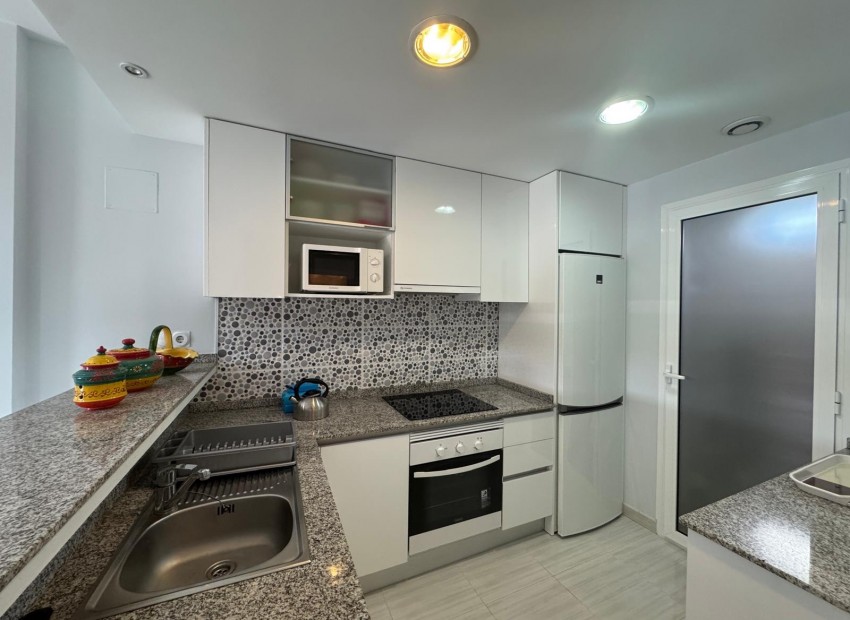 Resale - Apartment - Punta Prima