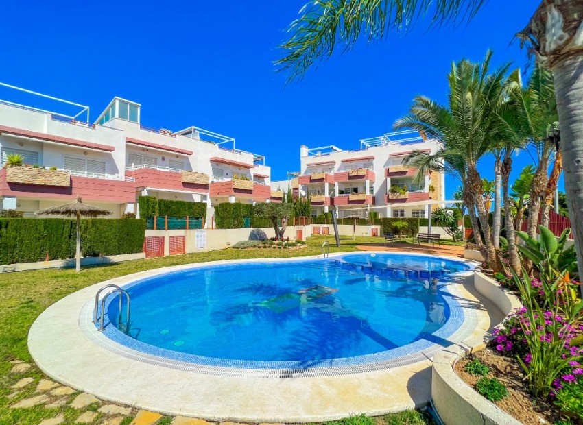 Resale - Apartment - Punta Prima
