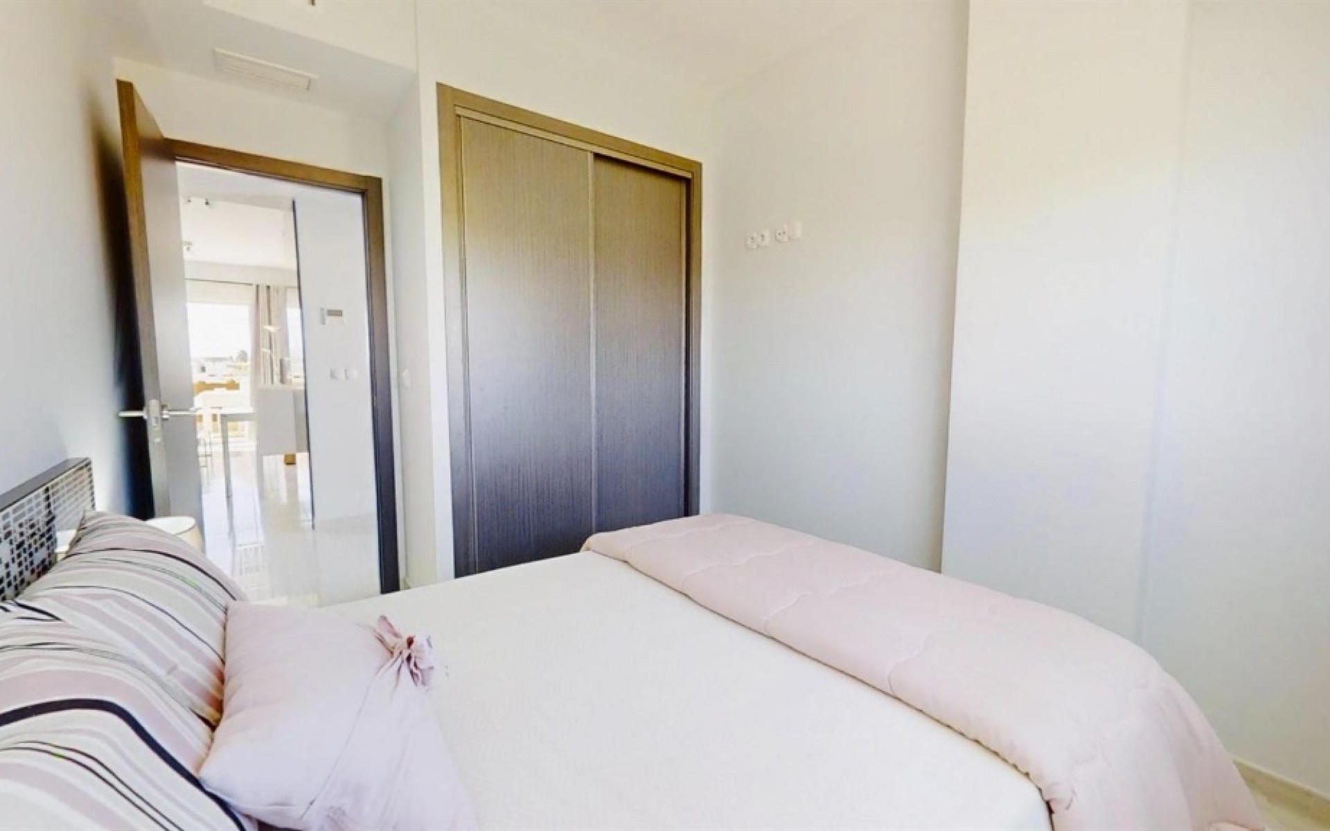 Resale - Apartment - Punta Prima