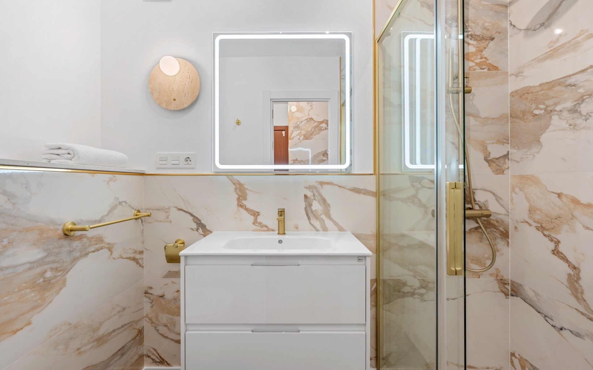 Resale - Apartment - Punta Prima