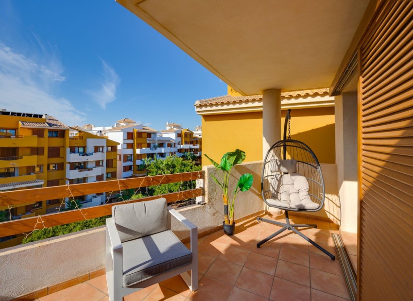 Resale - Apartment - Punta Prima