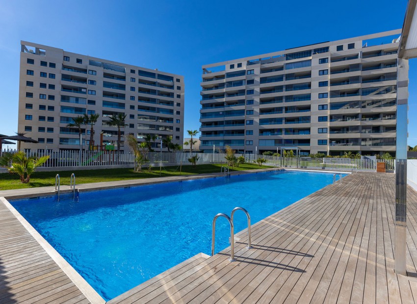 Resale - Apartment - Punta Prima