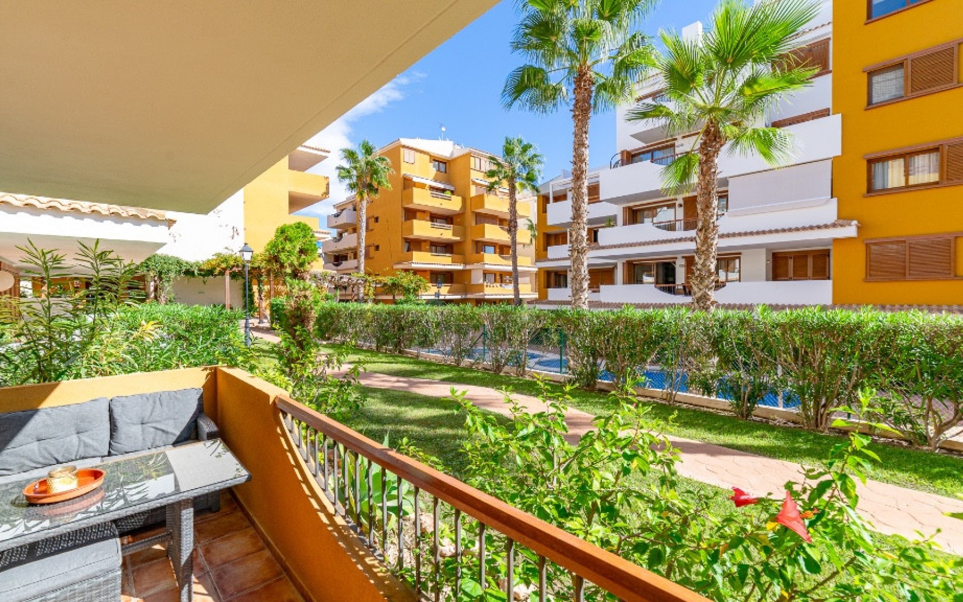 Resale - Apartment - Punta Prima
