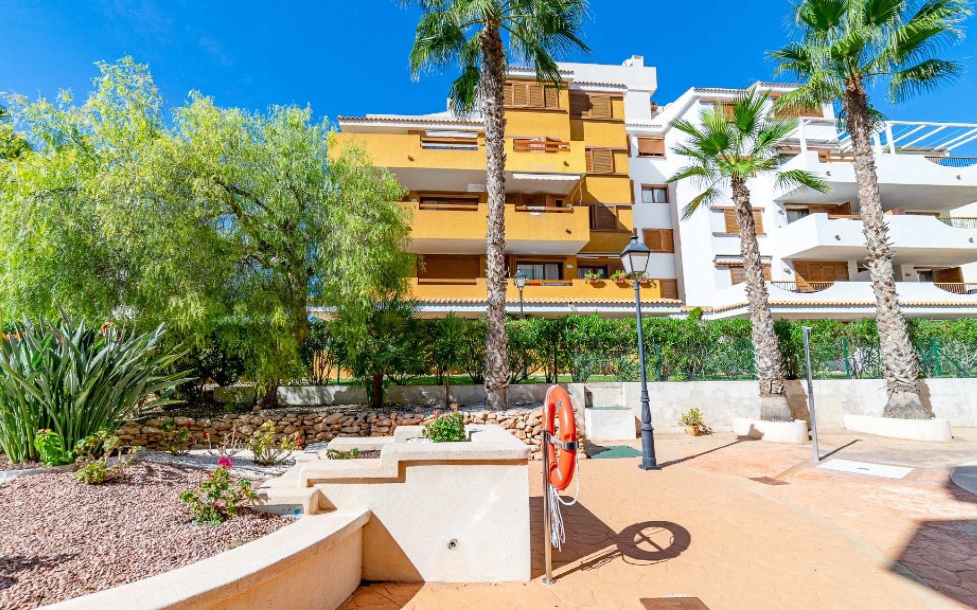 Resale - Apartment - Punta Prima