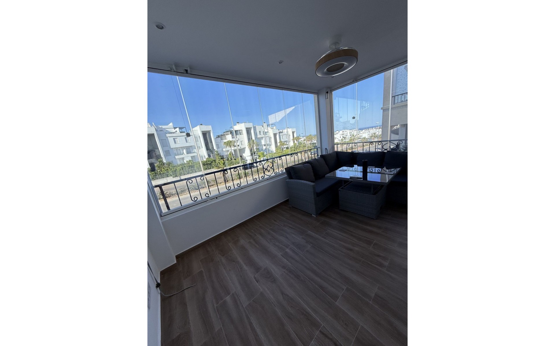 Resale - Apartment - Punta Prima