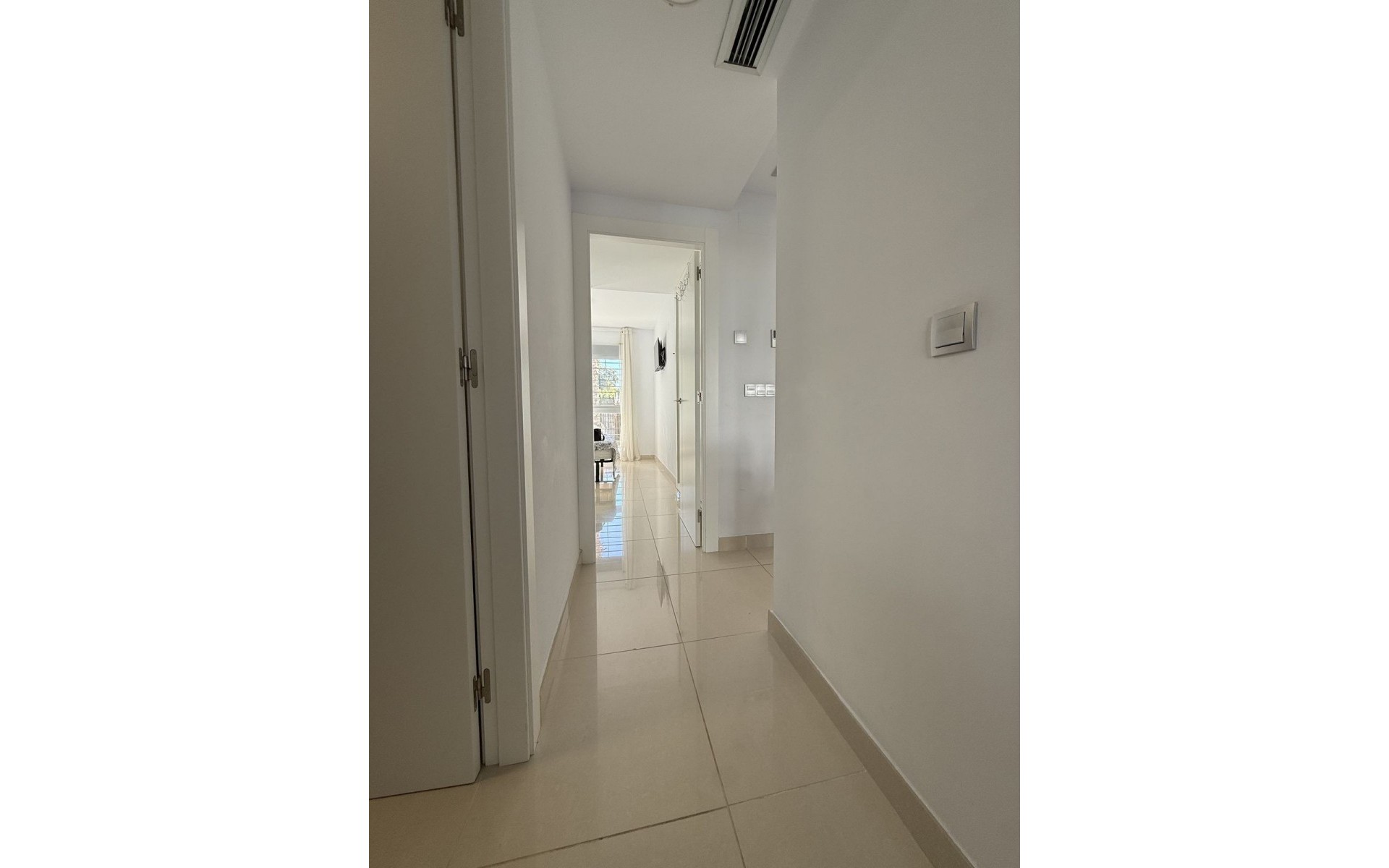 Resale - Apartment - Punta Prima