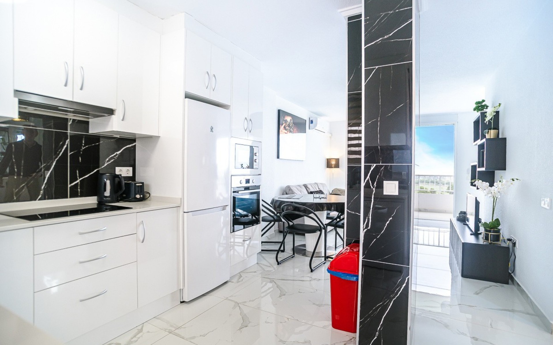 Resale - Apartment - Punta Prima