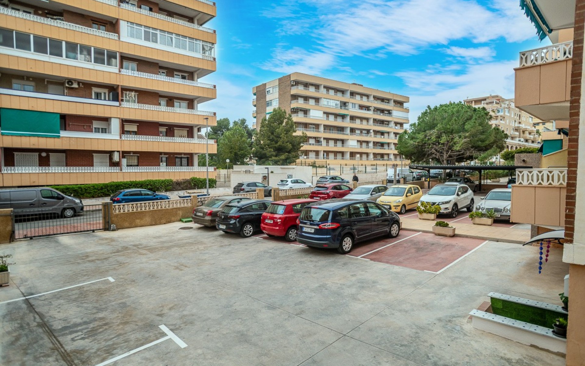 Resale - Apartment - Punta Prima