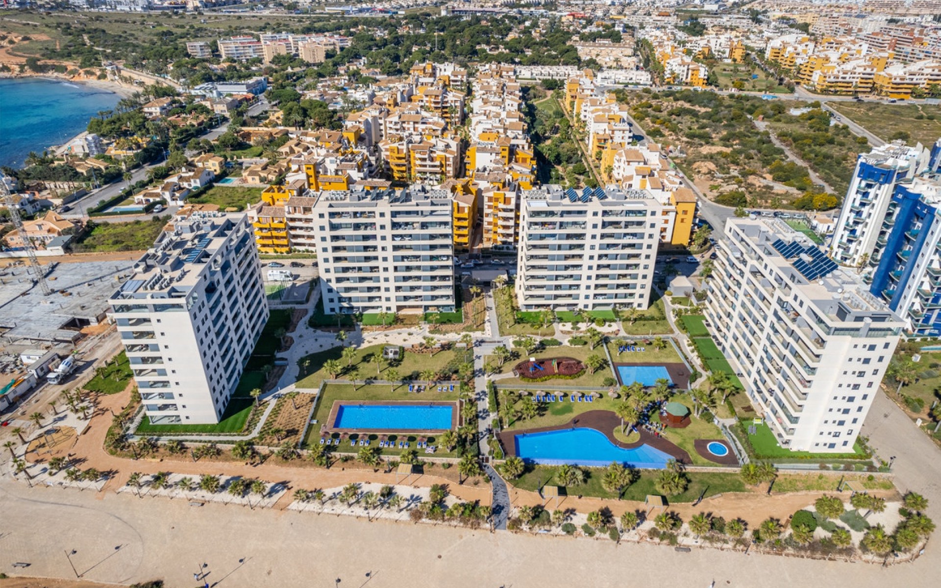 Resale - Apartment - Punta Prima