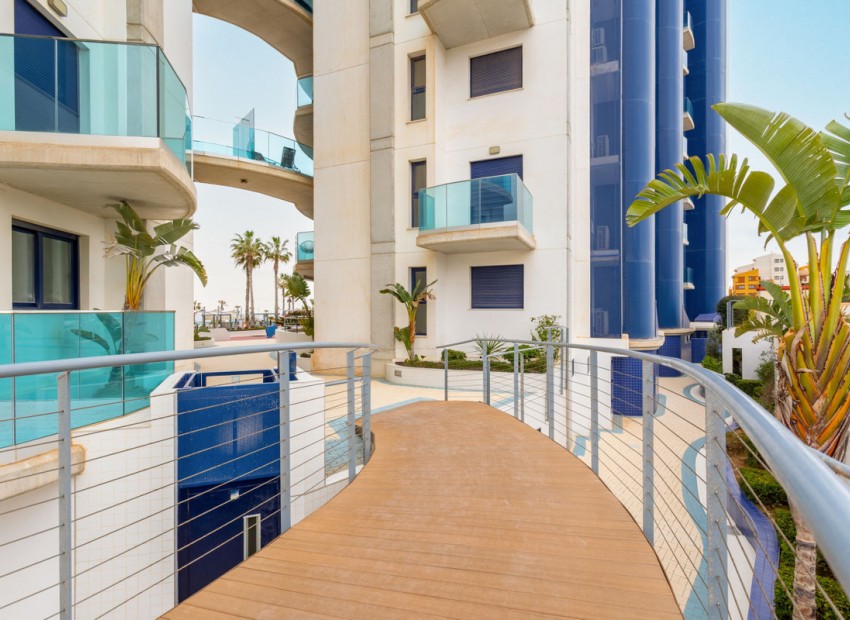 Resale - Apartment - Punta Prima