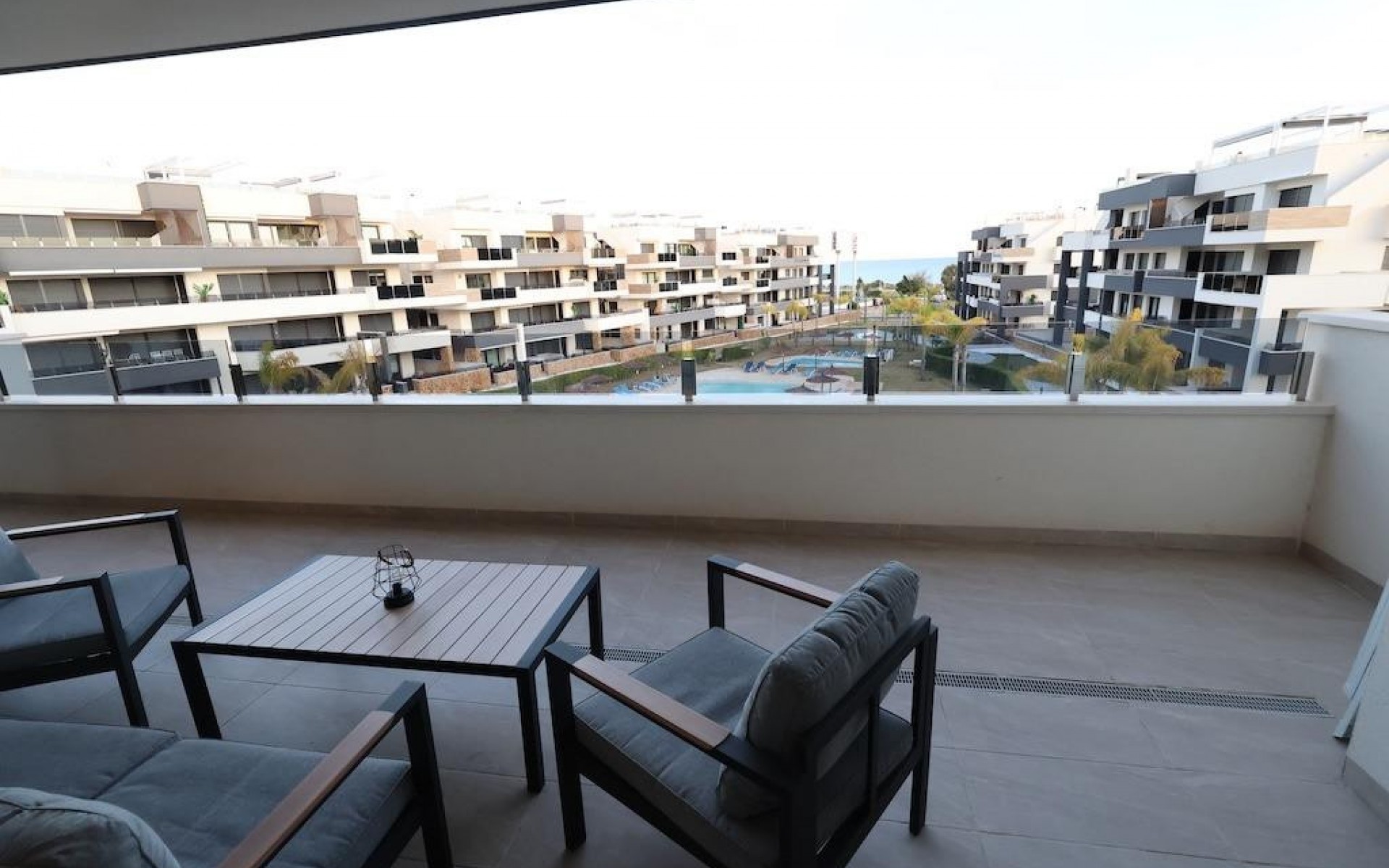 Resale - Apartment - Punta Prima