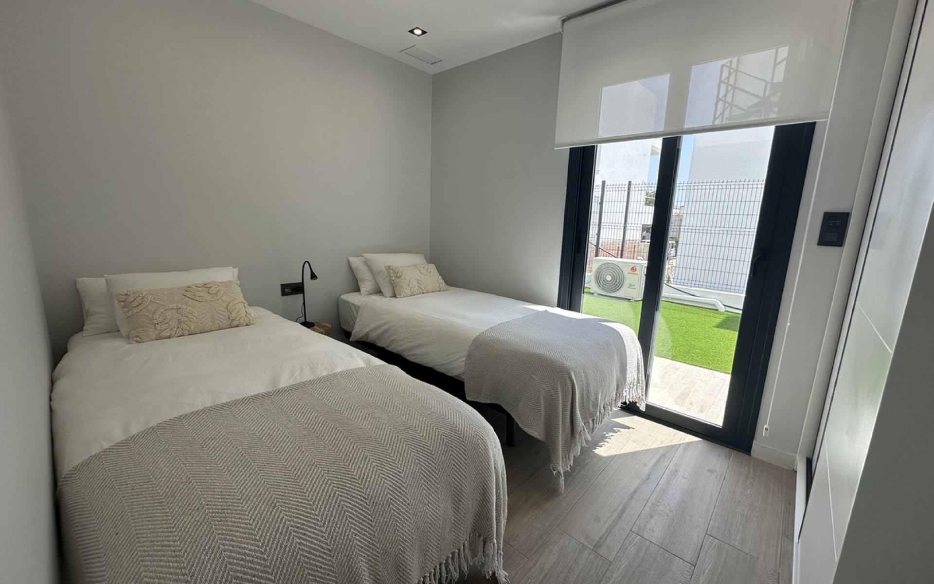 Resale - Apartment - Punta Prima