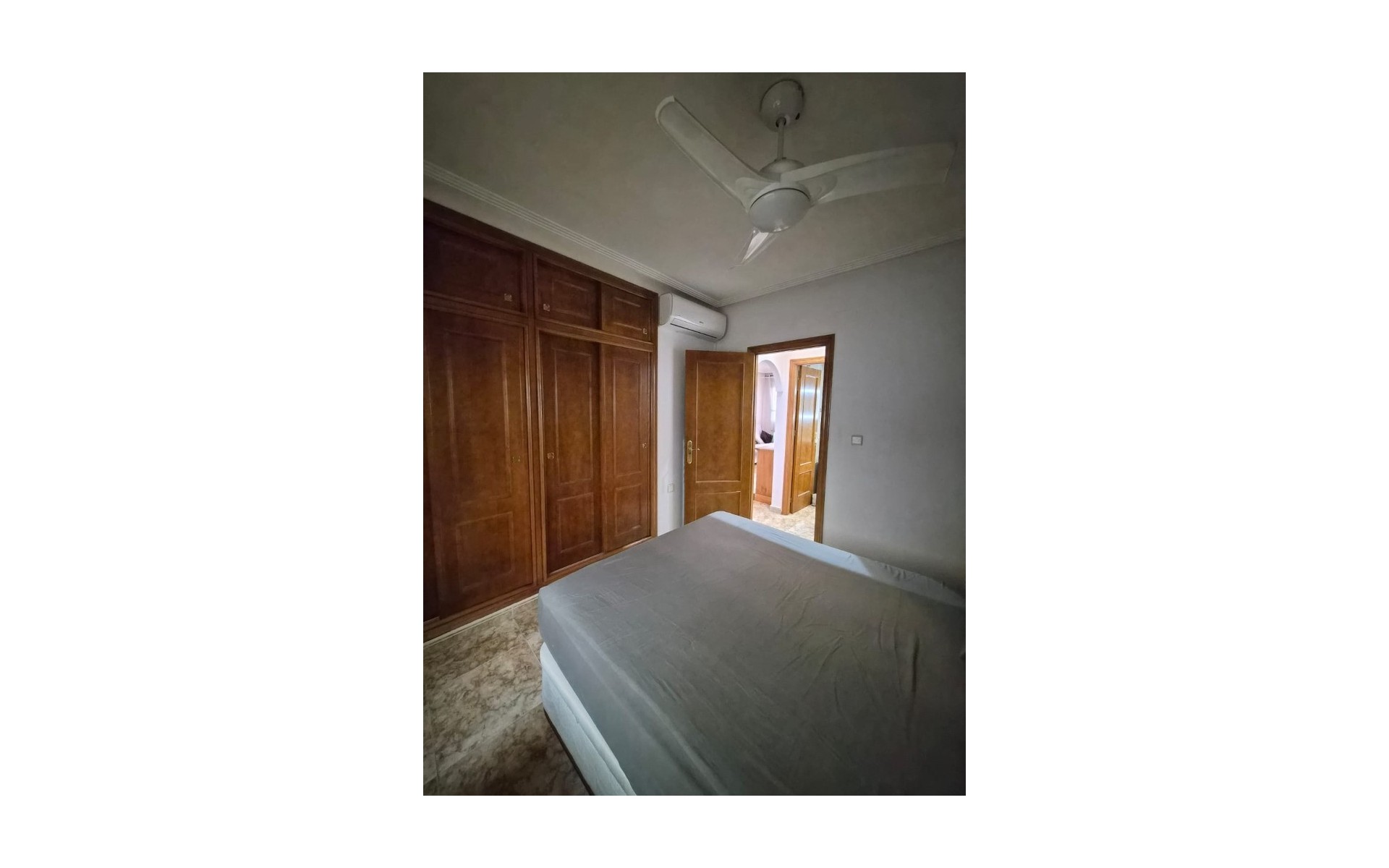 Resale - Apartment - Punta Prima