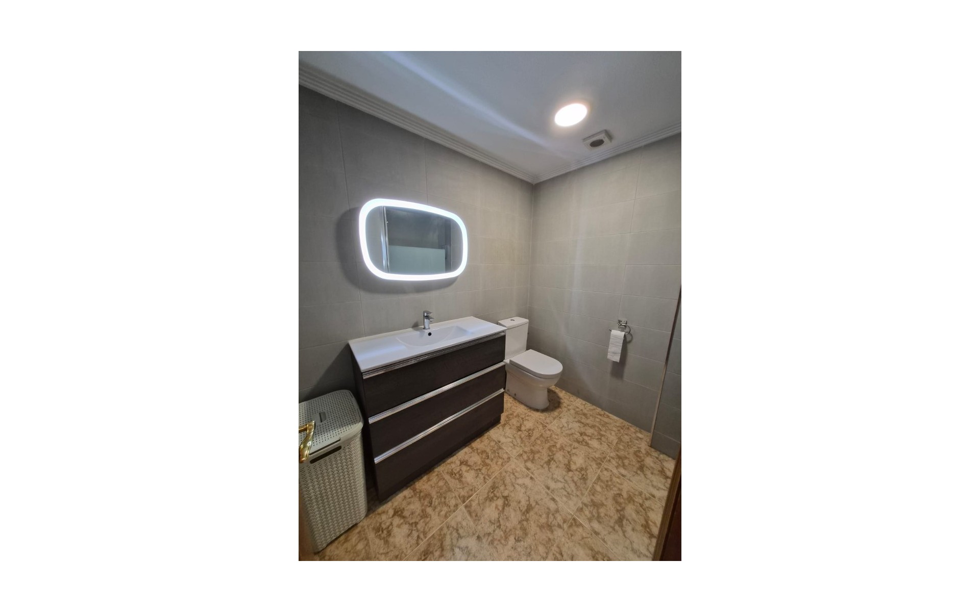 Resale - Apartment - Punta Prima