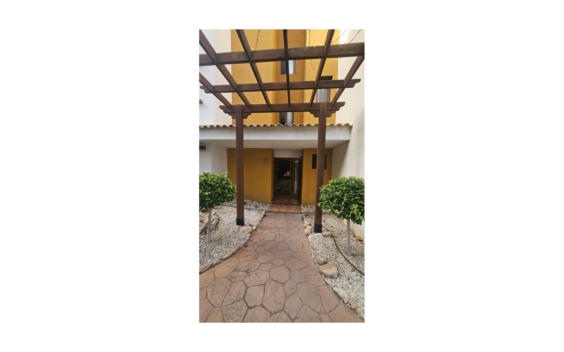 Resale - Apartment - Punta Prima