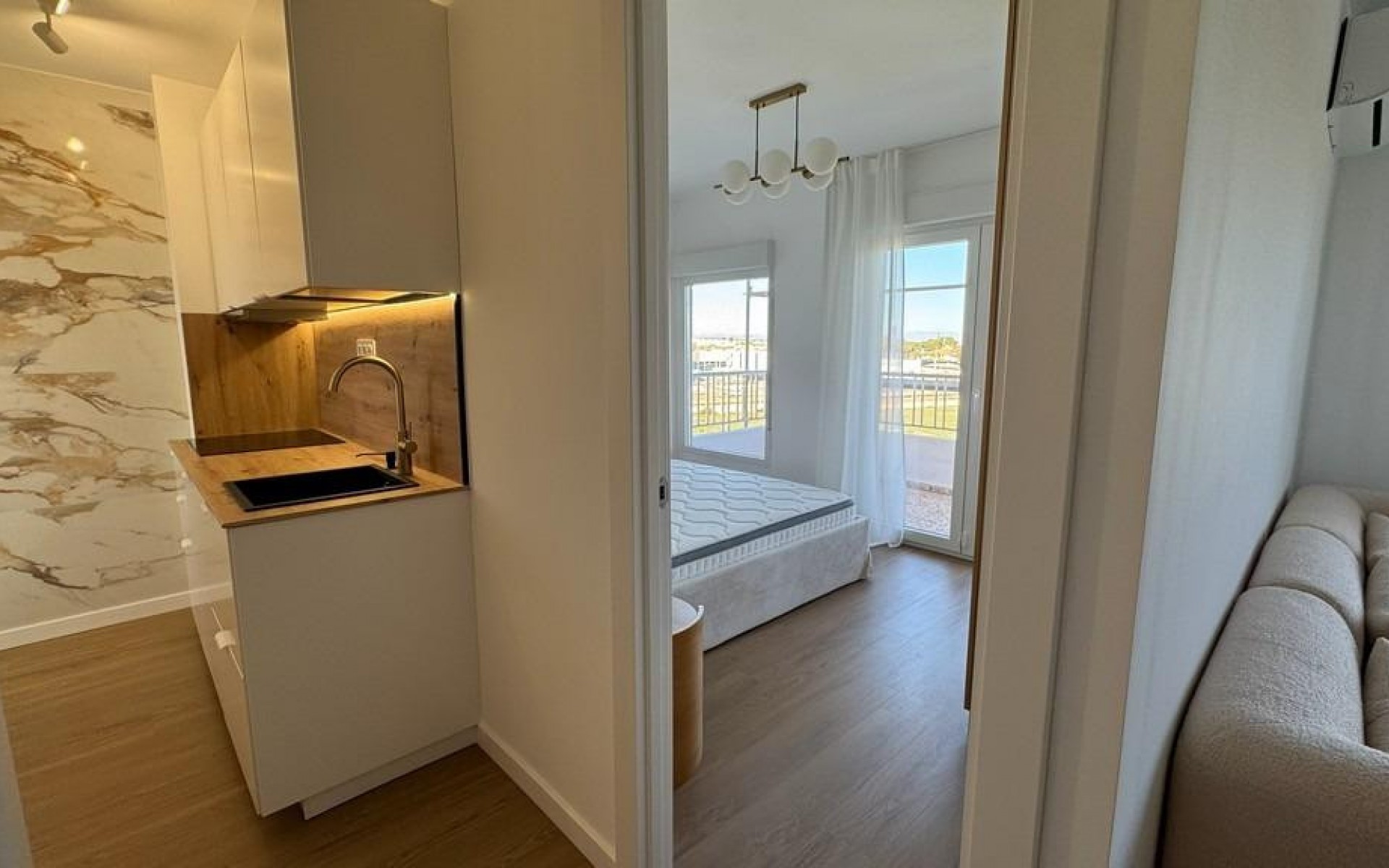 Resale - Apartment - Punta Prima