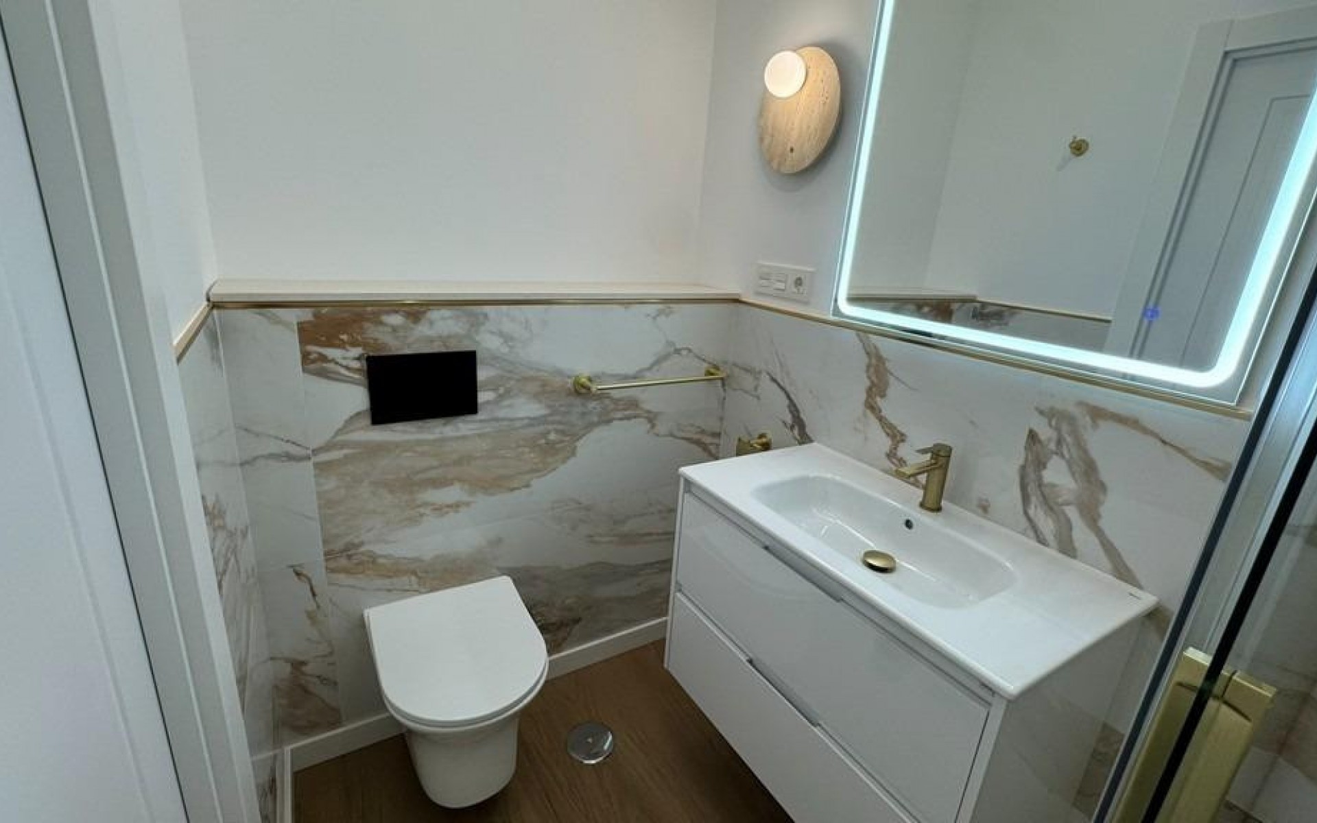 Resale - Apartment - Punta Prima