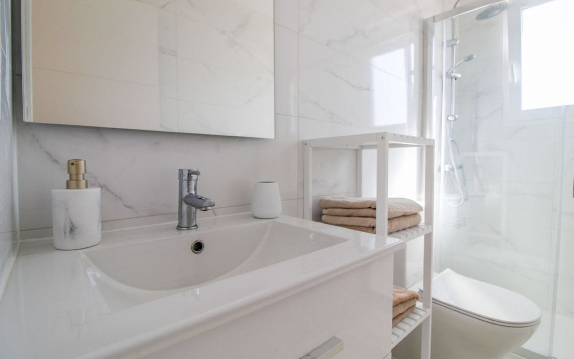 Resale - Apartment - Punta Prima