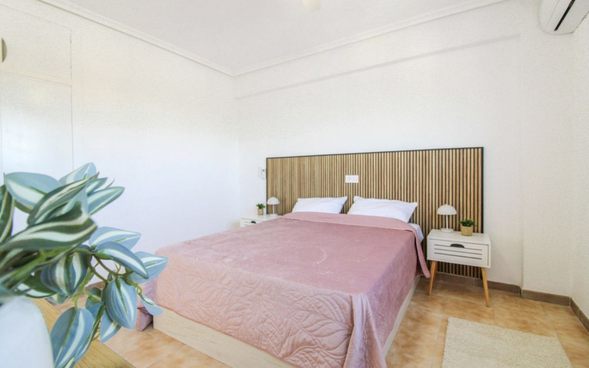 Resale - Apartment - Punta Prima