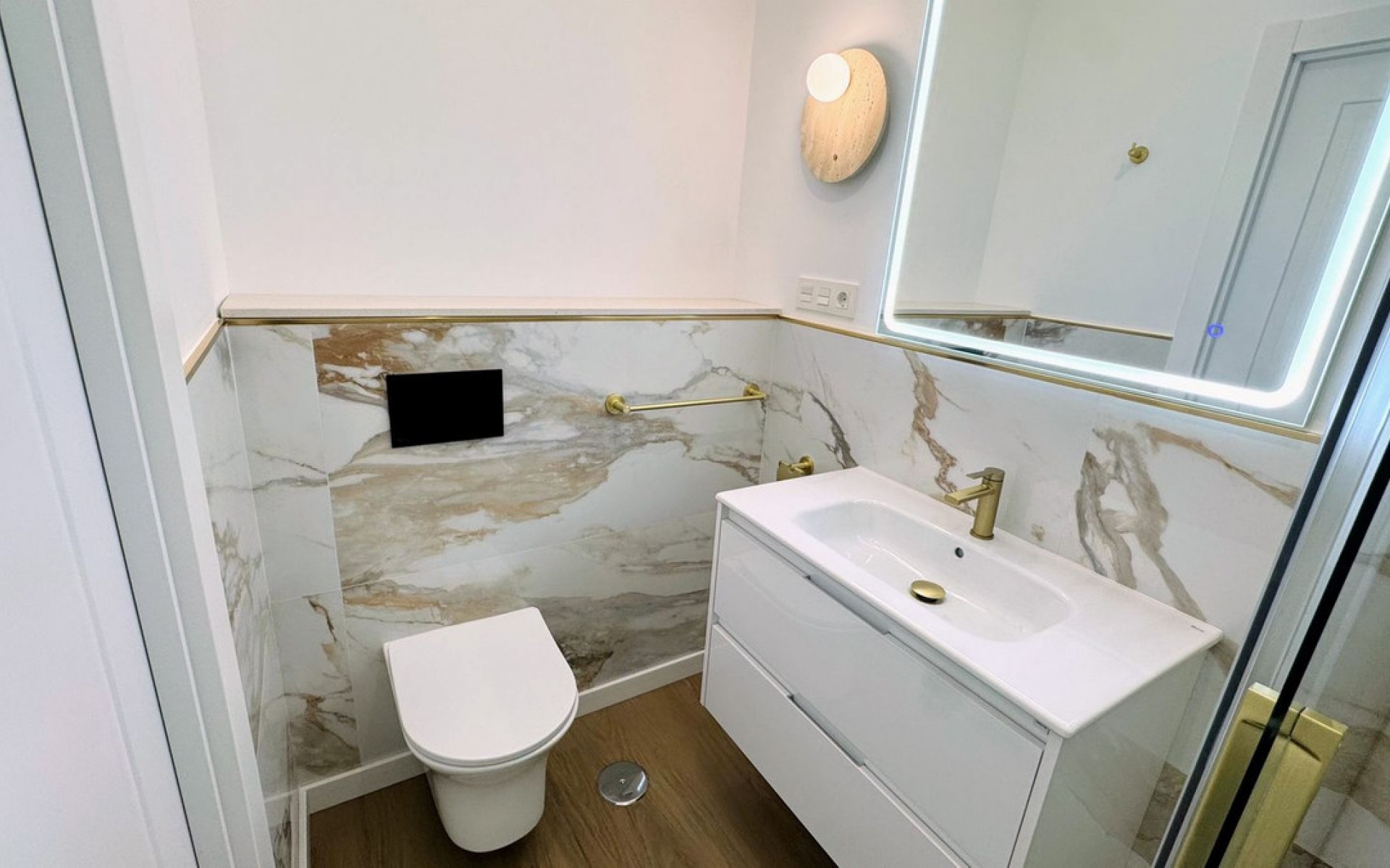 Resale - Apartment - Punta Prima