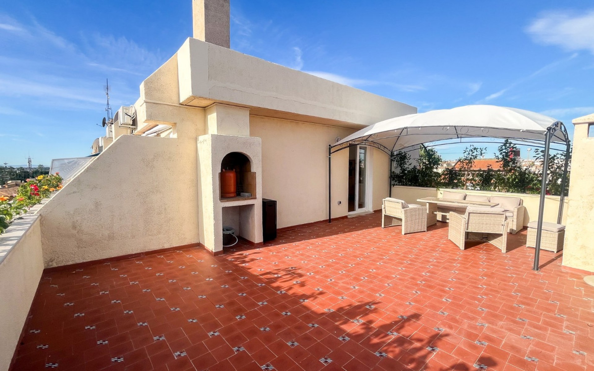 Resale - Apartment - Punta Prima