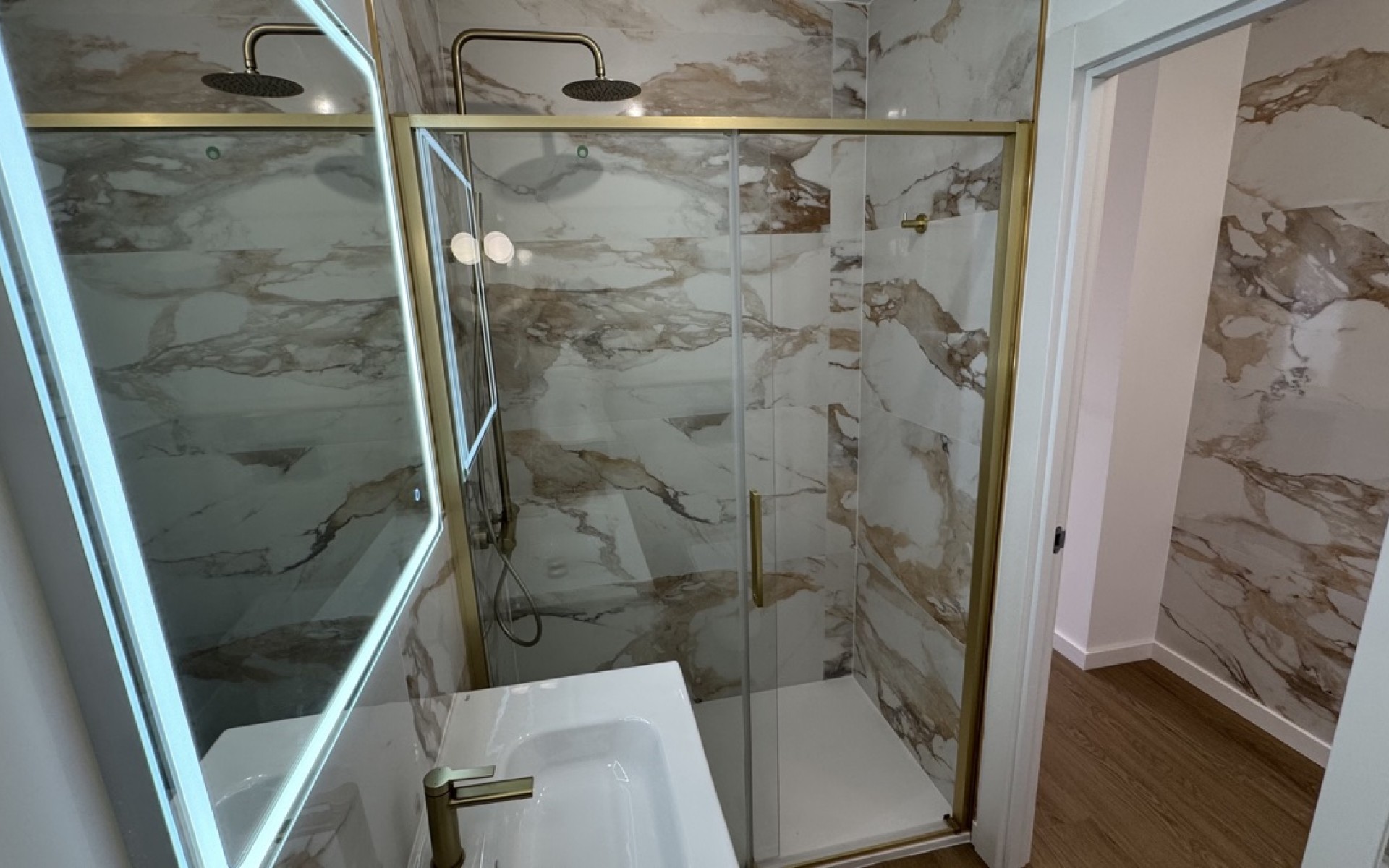 Resale - Apartment - Punta Prima