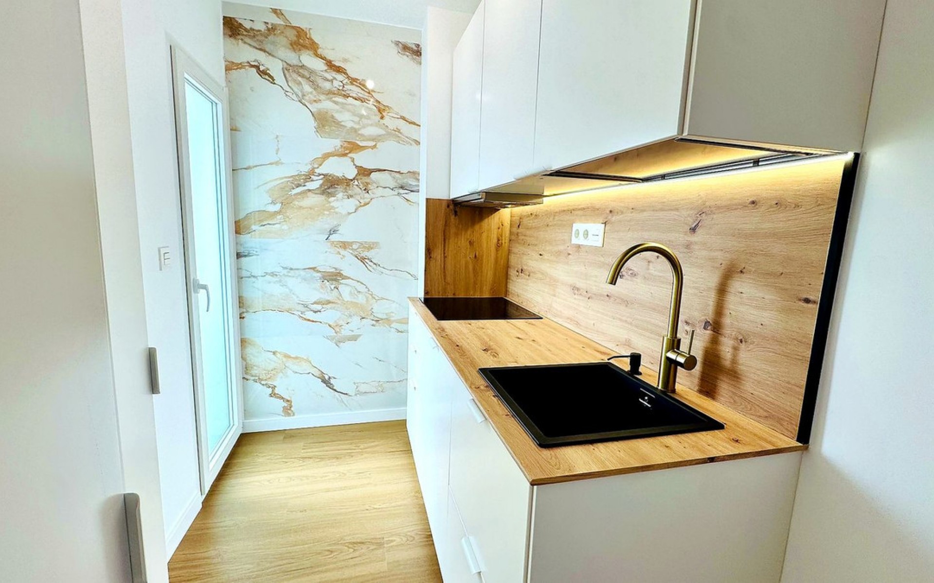 Resale - Apartment - Punta Prima