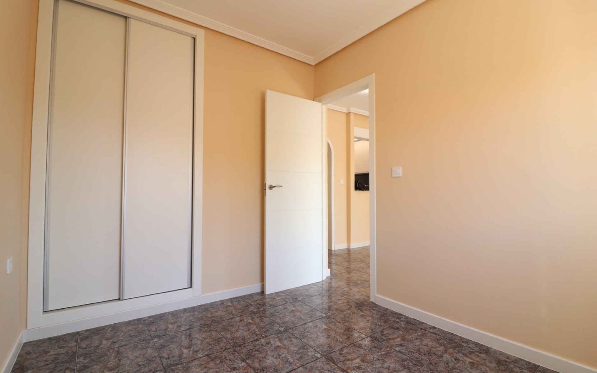 Resale - Apartment - Punta Prima