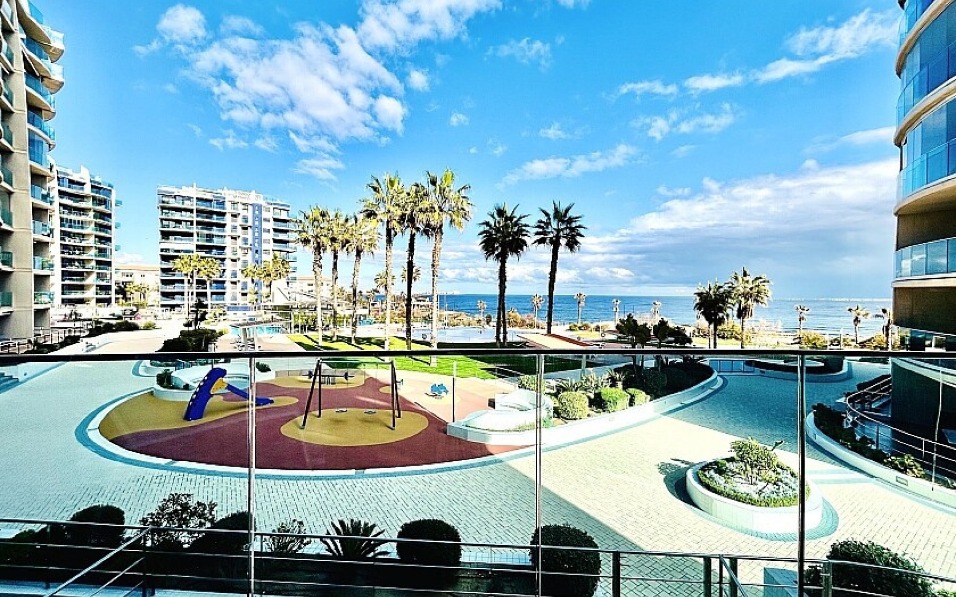 Resale - Apartment - Punta Prima