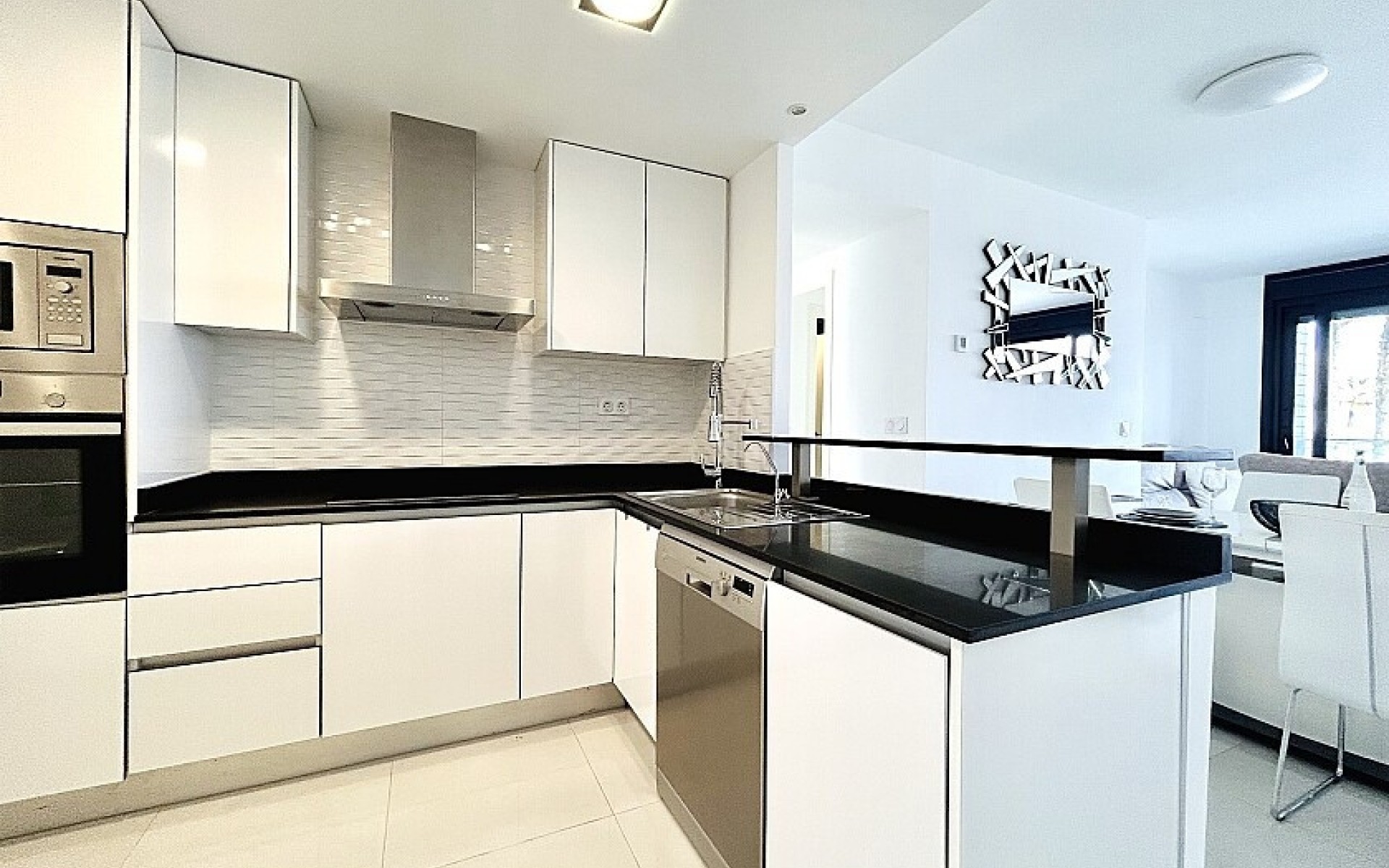 Resale - Apartment - Punta Prima
