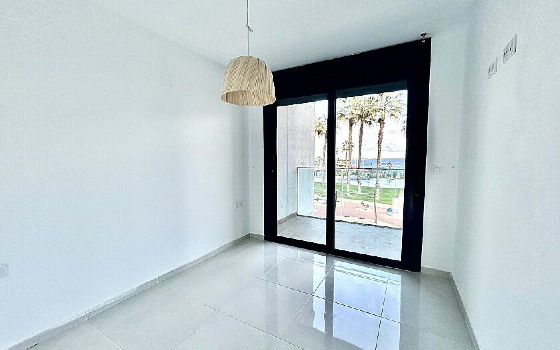 Resale - Apartment - Punta Prima
