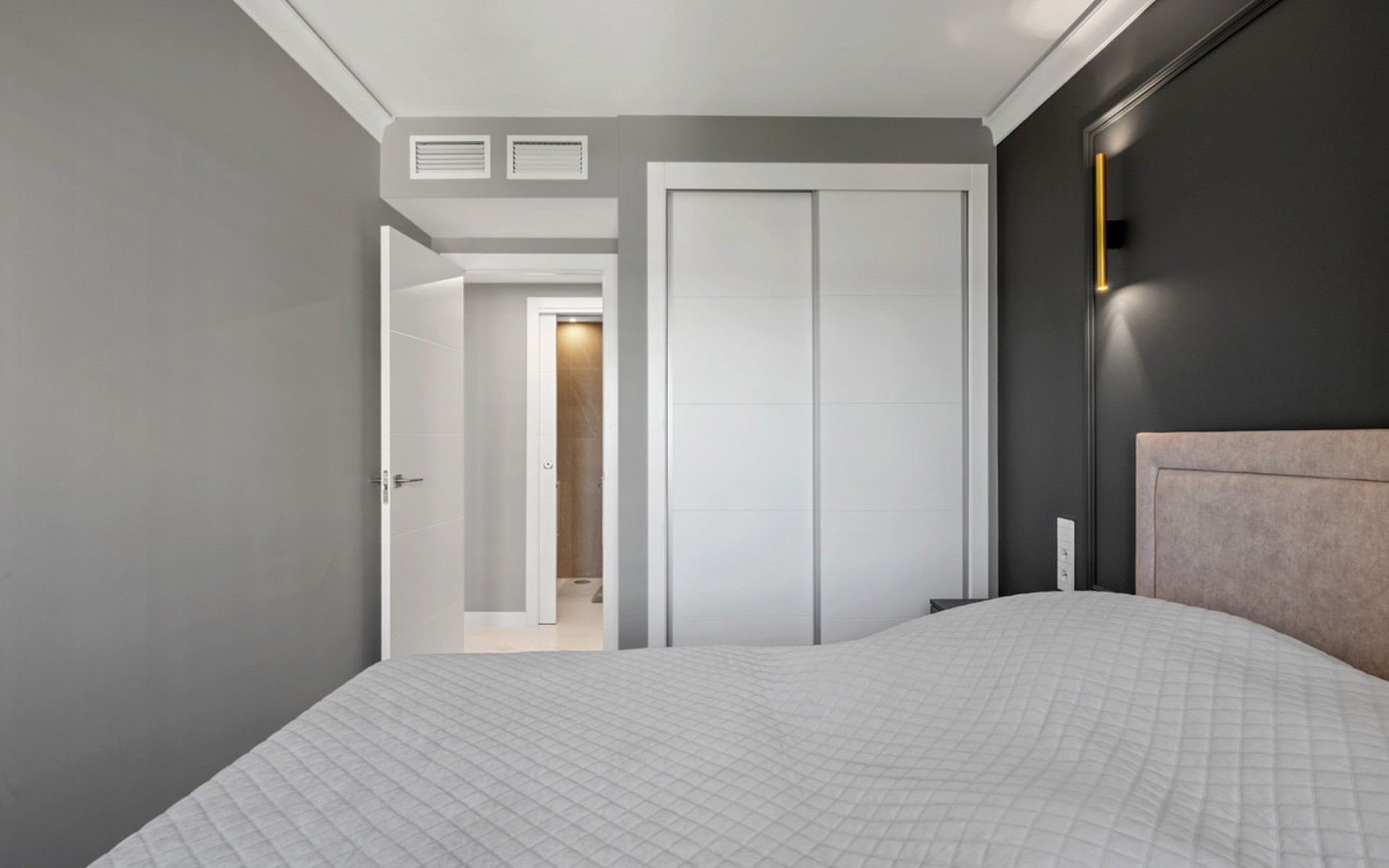 Resale - Apartment - Punta Prima