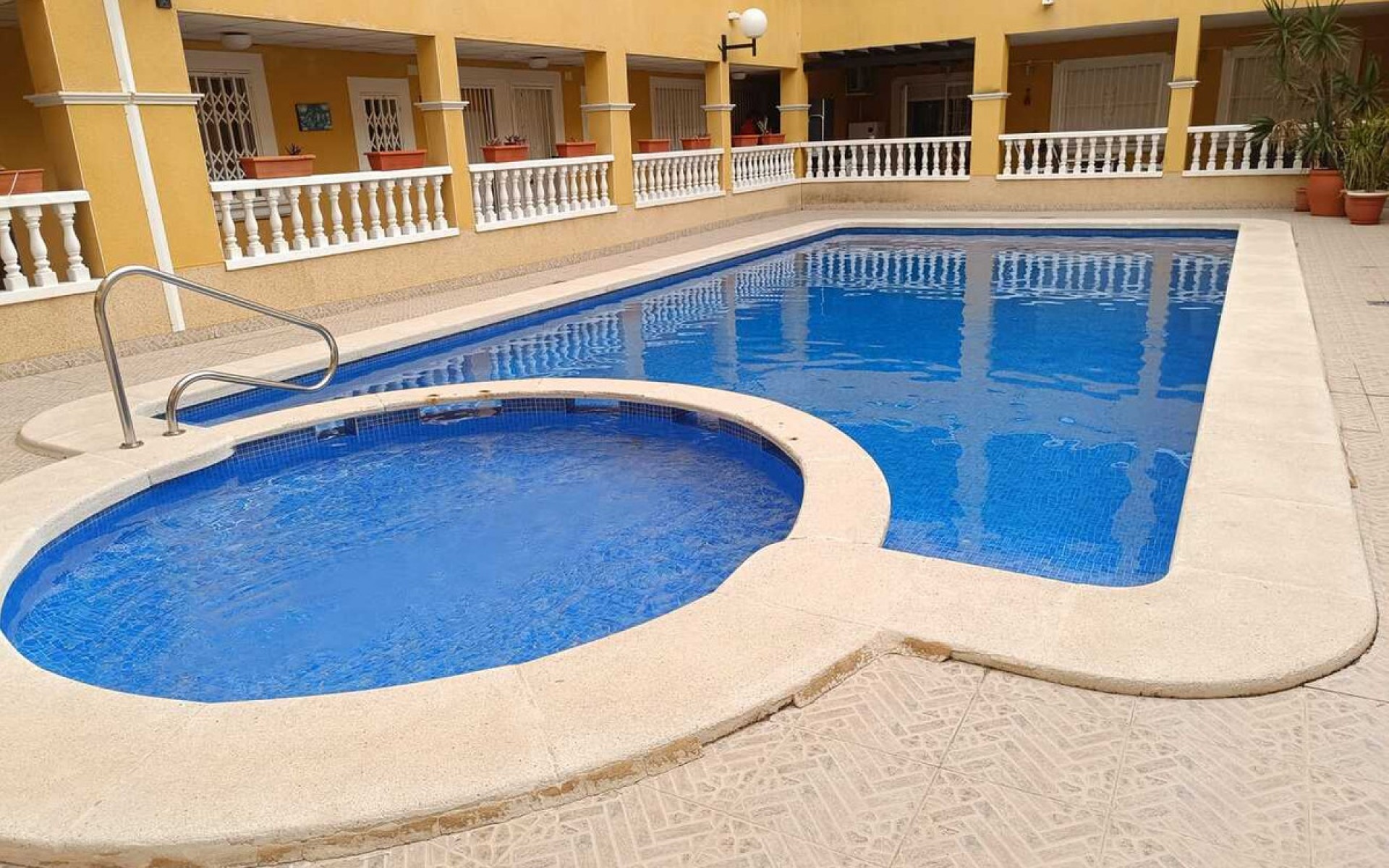 Resale - Apartment - Rafal - rafal