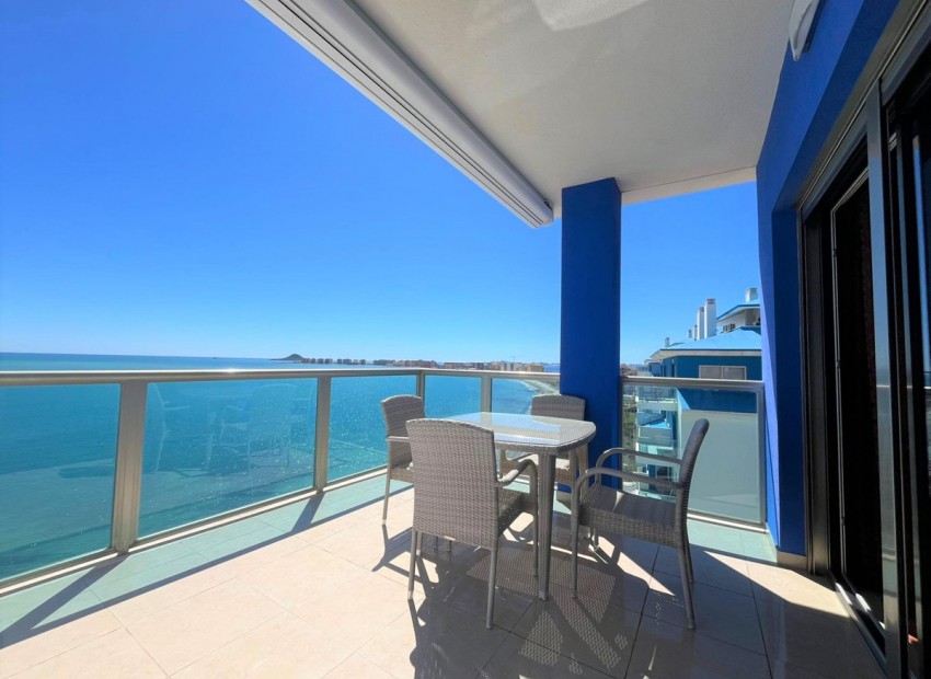 Resale - Apartment - San Javier - La Manga Del Mar Menor