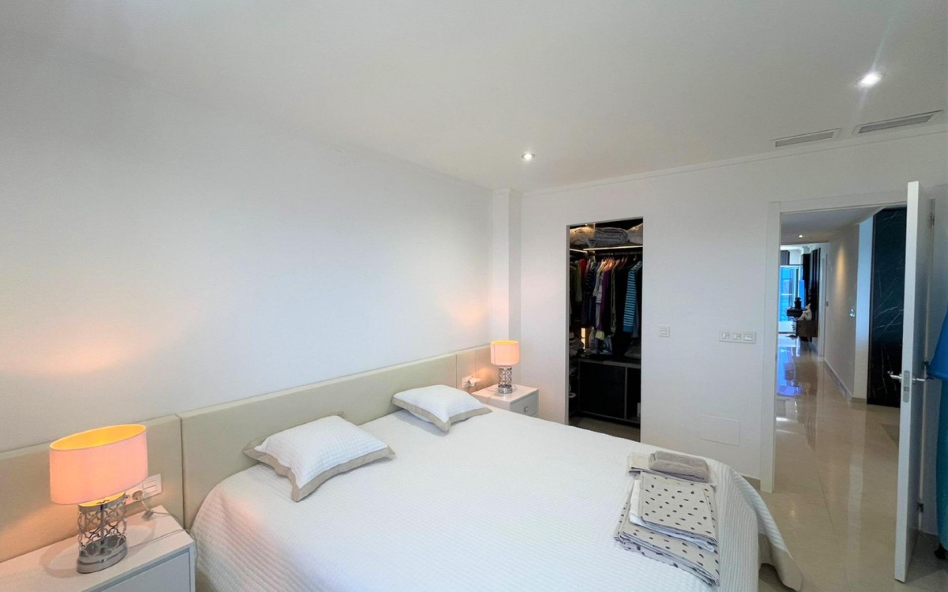 Resale - Apartment - San Javier - La Manga Del Mar Menor