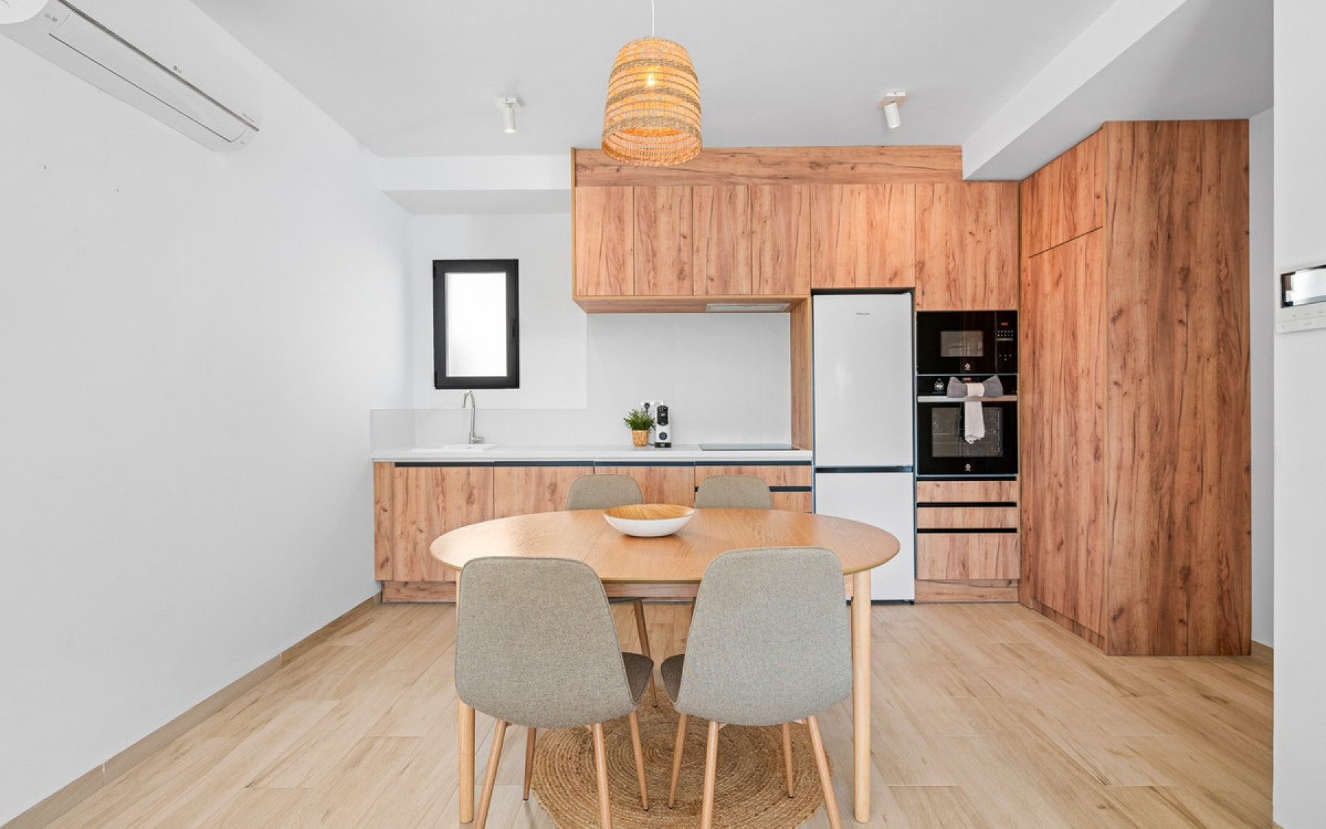 Resale - Apartment - San Miguel De Salinas - San Miguel