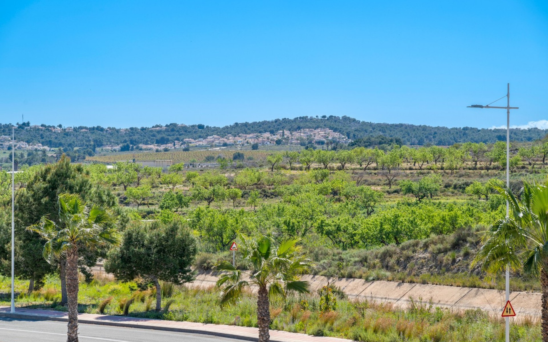 Resale - Apartment - San Miguel De Salinas - San Miguel