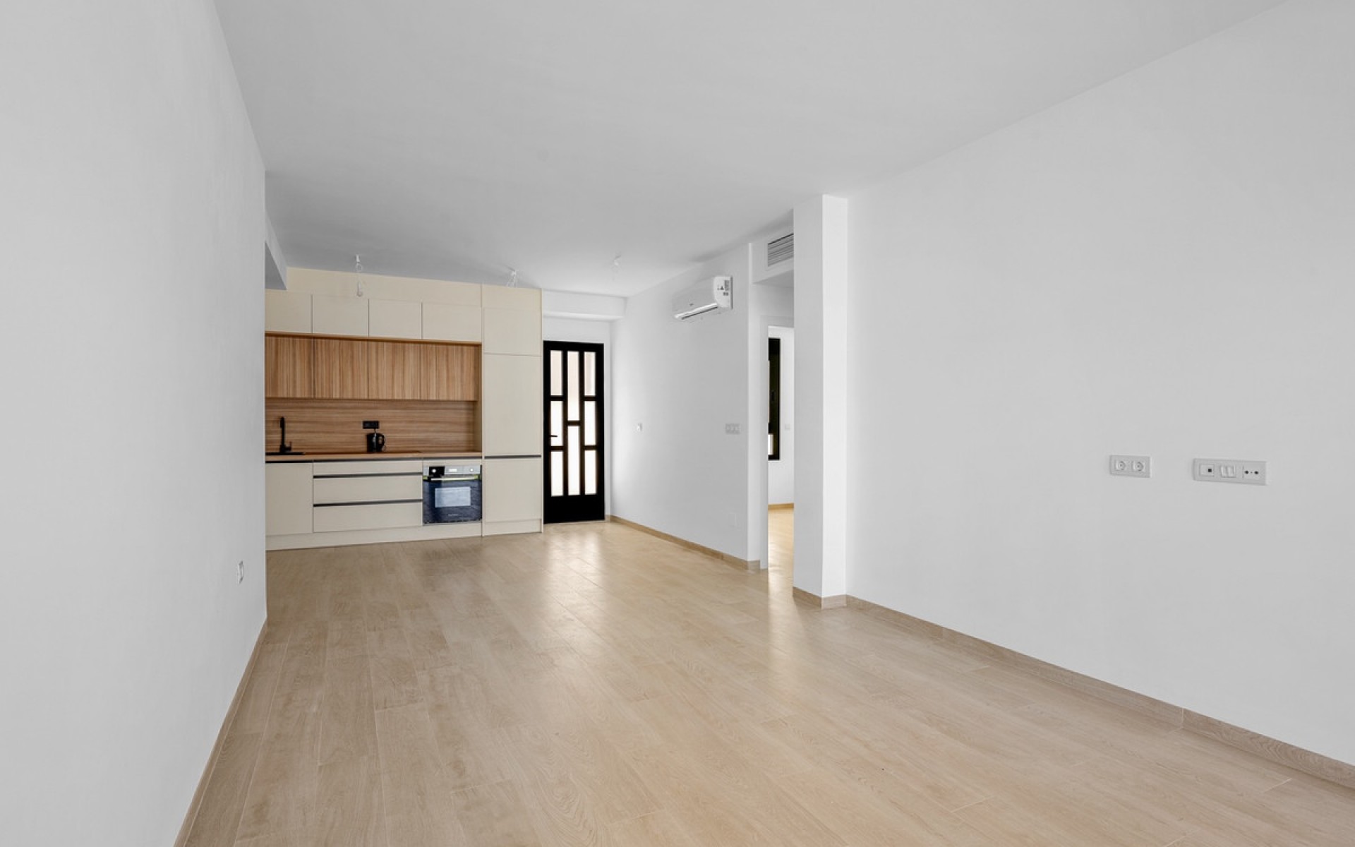 Resale - Apartment - San Miguel De Salinas - San Miguel
