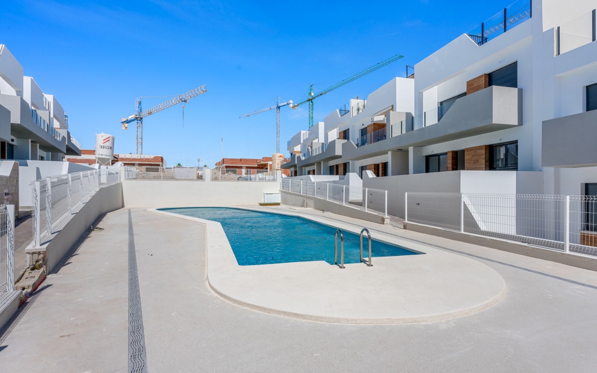 Resale - Apartment - San Miguel De Salinas - San Miguel