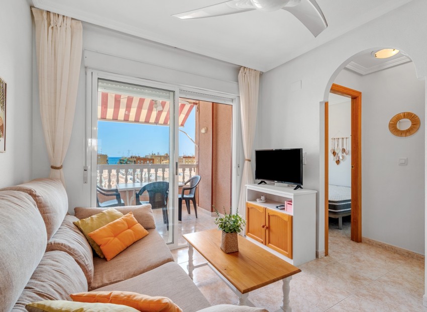 Resale - Apartment - Santa Pola