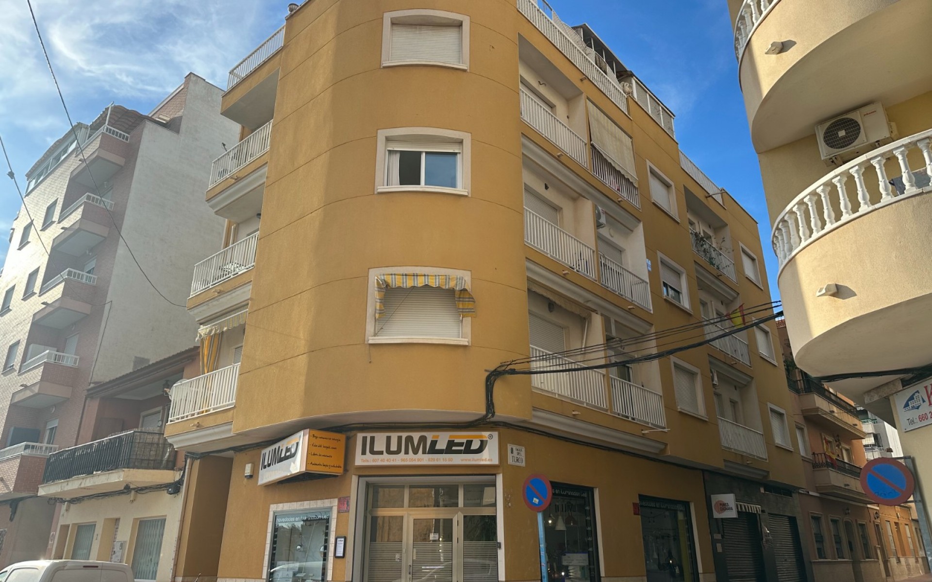 Resale - Apartment - Torrevieja - Acequión